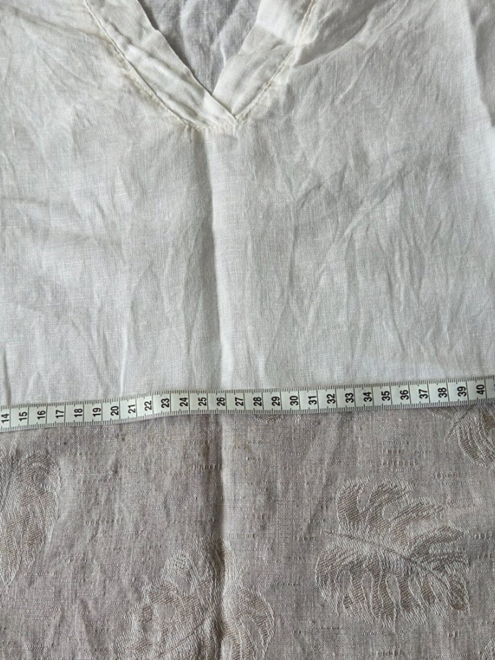 Beautiful Linen White and Beige Dress. Like New - Picture 8 of 10